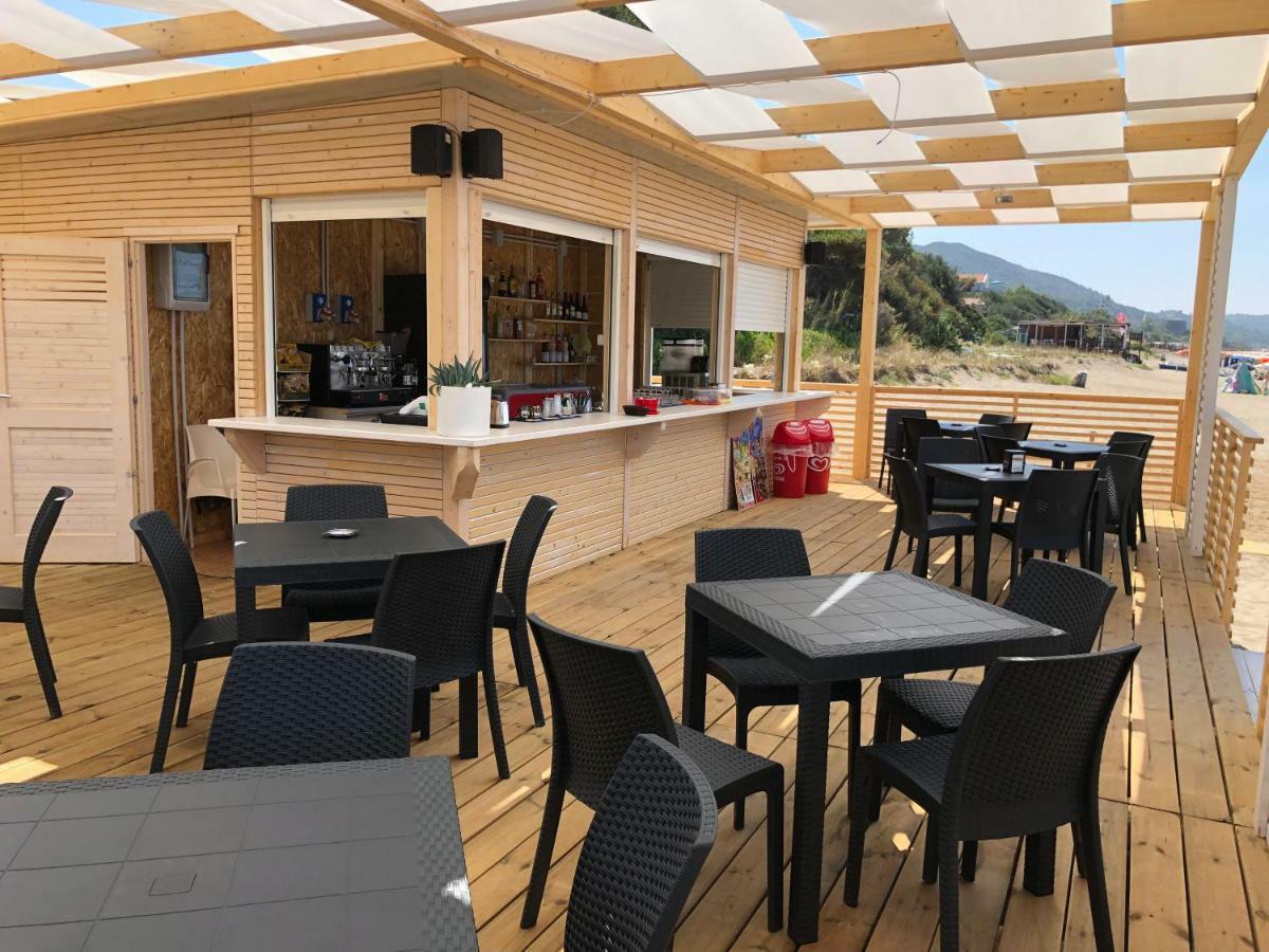 Residence Le Palme - Appartamenti Sul Mare - Spiaggia Tra Palinuro E Caprioli Пискиота Екстериор снимка